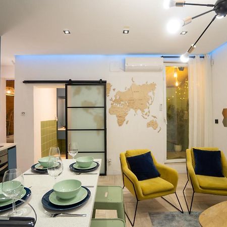 Cozy Apartment Puerta Del Sol & Private Patio Madrid Kültér fotó