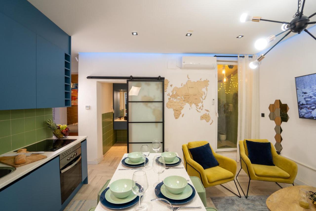 Cozy Apartment Puerta Del Sol & Private Patio Madrid Kültér fotó