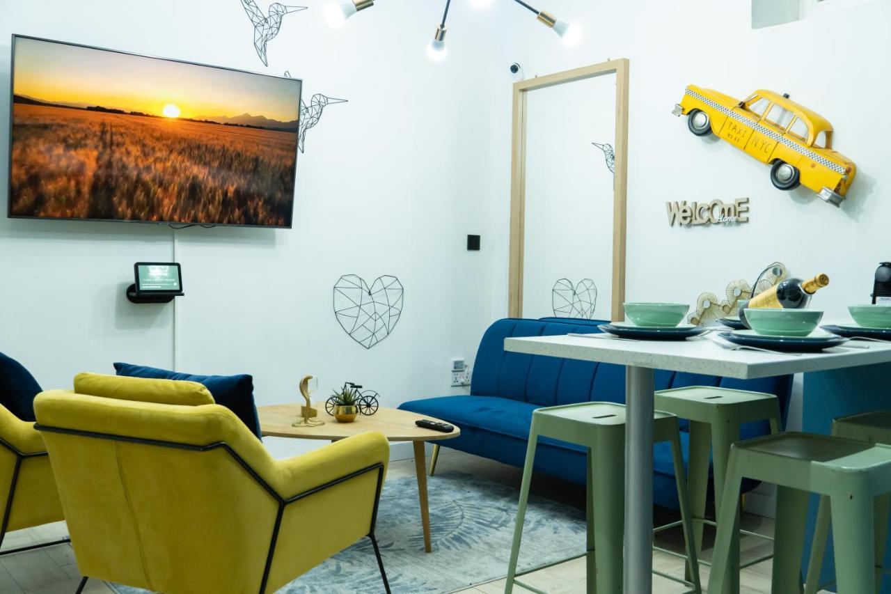Cozy Apartment Puerta Del Sol & Private Patio Madrid Kültér fotó